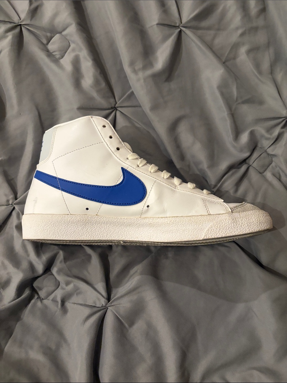 Nike Blazer Mid White with Blue Swoosh - Picture 4 of 4